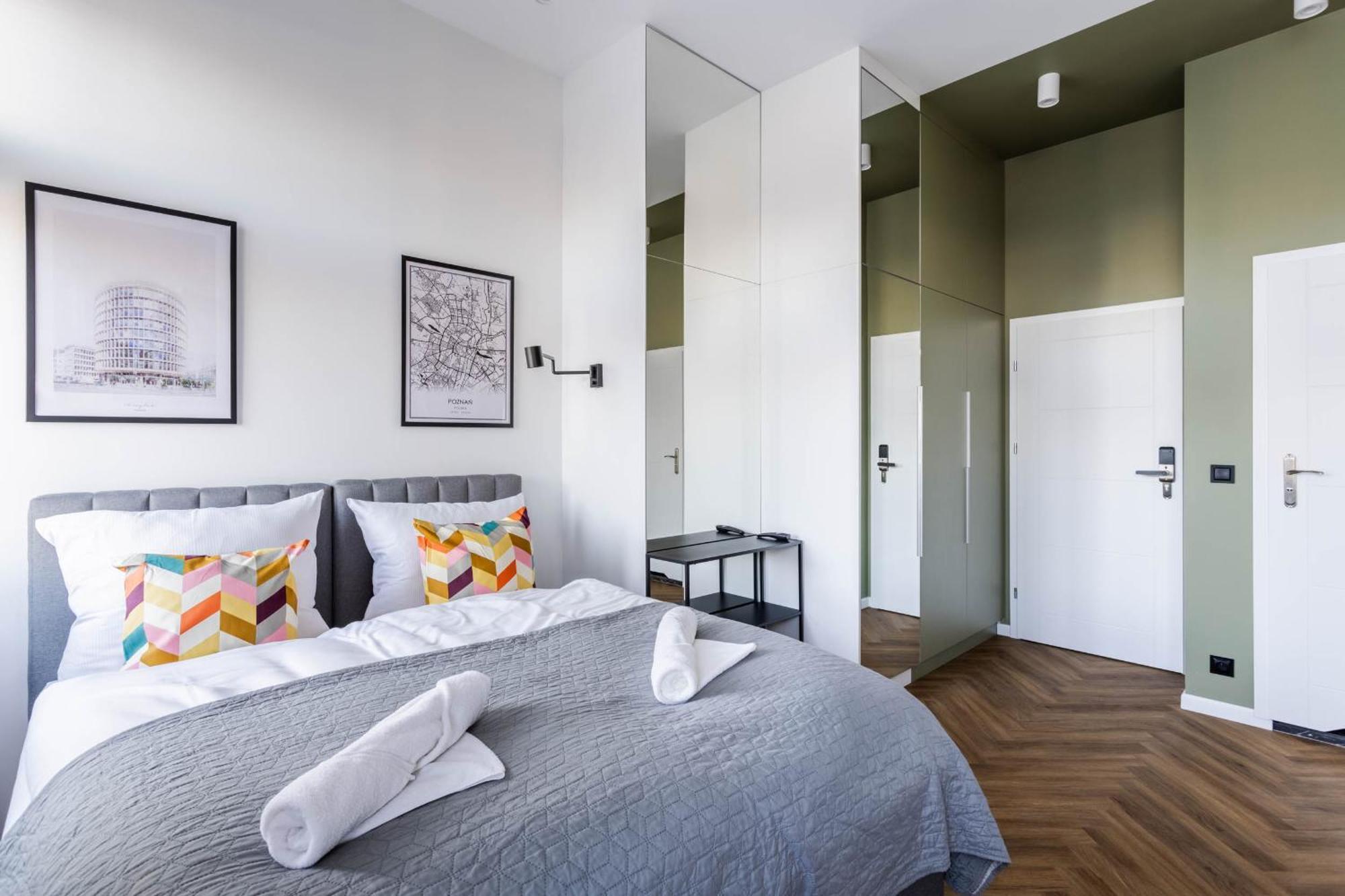 Nowoczesne I Stylowe Studia Very Berry W Poznaniu By Noclegi Renters Exterior foto